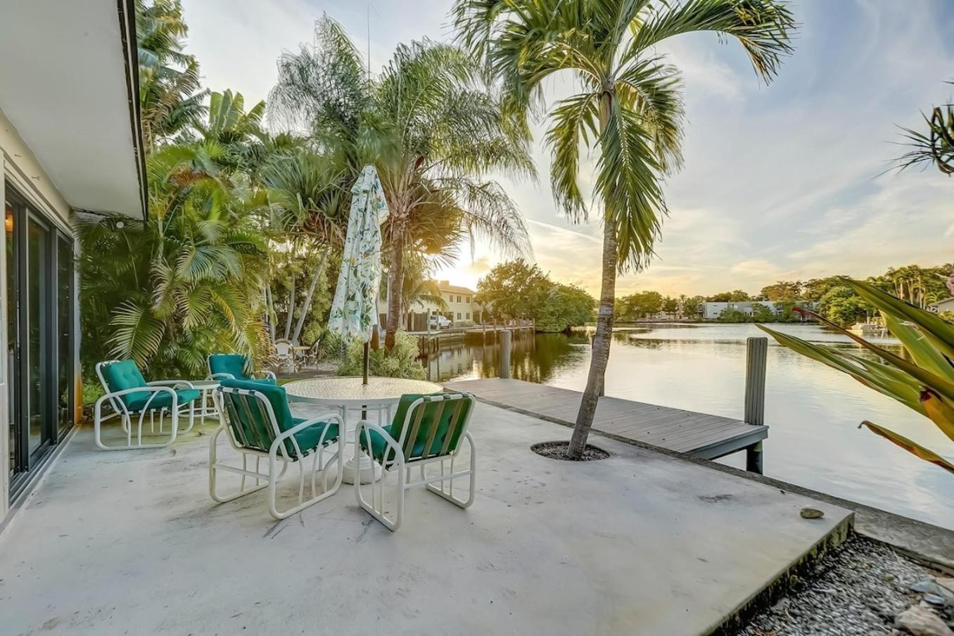 Waterfront Apartment Private Patio Pool Fort Lauderdale Exteriör bild
